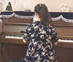 腼腆的学生进步很快