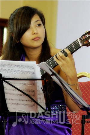 尤克里里---魏老师 尤克里里---魏老师